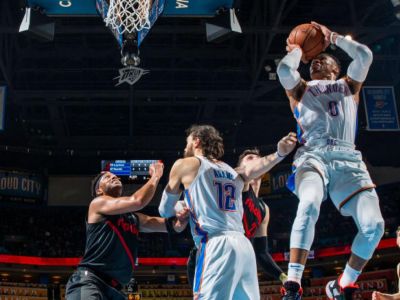 VIDEO: Neuveriteľný Westbrook natiahol rekordnú sériu na desať triple-double za sebou