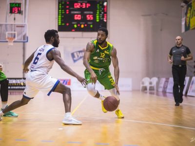 Timeout: Levice sa nechali nalákať na živelný basketbal v podaní Lučenca. A to bola chyba