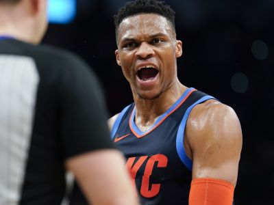 Odporný rasizmus v profilige. Kľakni si ako kedysi, vypočul si Westbrook