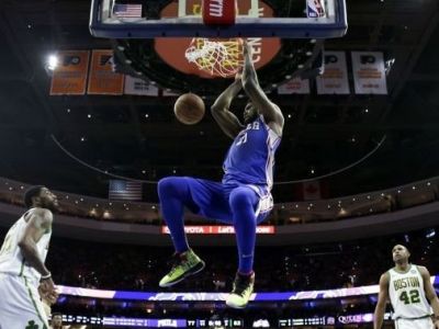VIDEO: Sixers zdolali v súboji gigantov Boston, žiaril nezastaviteľný Embiid