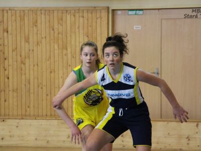 Trnavská Slávia dva krát tesne uspela a upevnila si líderskú pozíciu v 1. lige starších žiačok