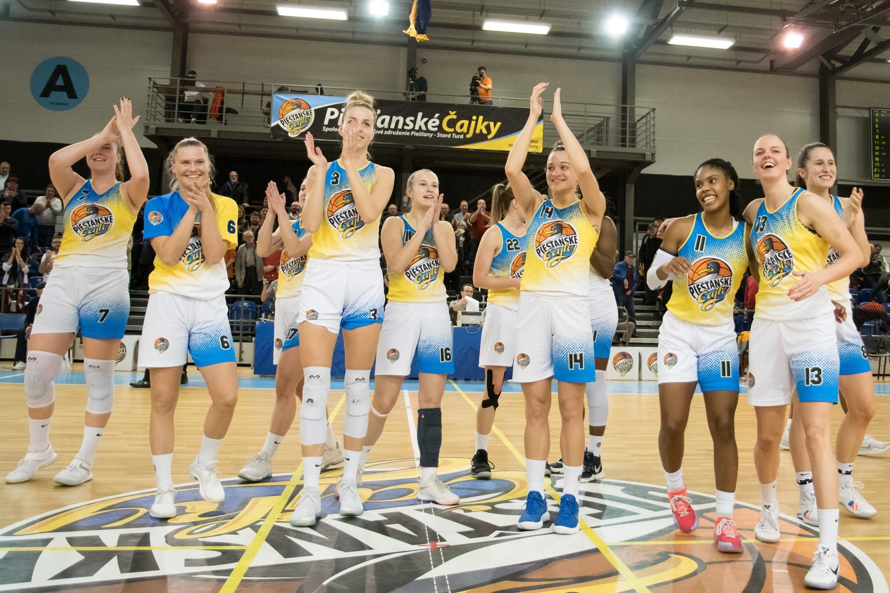 Chceme fanúšikom dopriať dva domáce zápasy, vraví pred finále play-off tréner Čajok