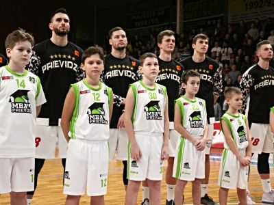 VIDEO: Prievidza bez problémov zdolala Komárno, o 20 bodov vyhral aj Svit
