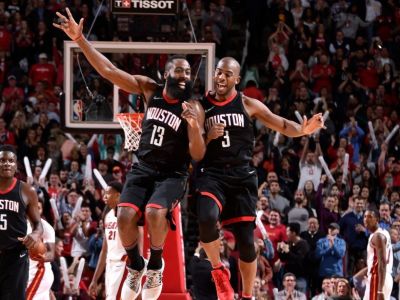 VIDEO: Houston prepisoval vlastný strelecký rekord, Warriors budú prví na západe