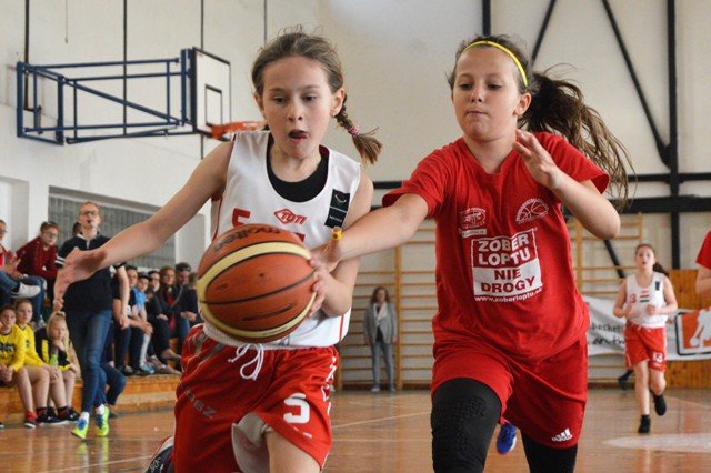 Staršie nádeje odohrali predposledné kolo v MBL