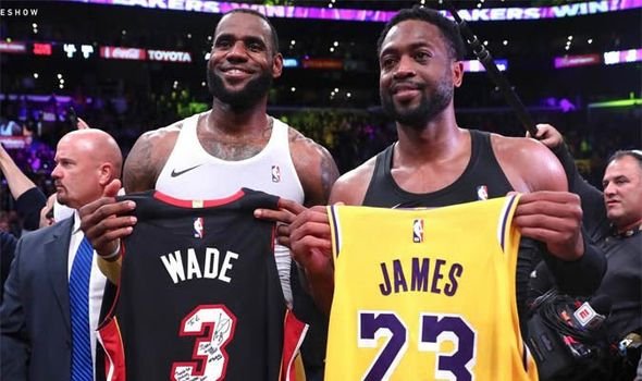 VIDEO: Wade ukončil kariéru triple-doublom, Nowitzki zaznamenal double-double