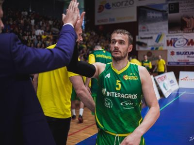 Ako správny kapitán. Skvelý Krajčovič udržal Levice v semifinálovej sérii