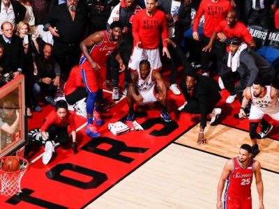 Toronto je hore nohami, Leonard trafil najneuveriteľnejšiu postupovú strelu