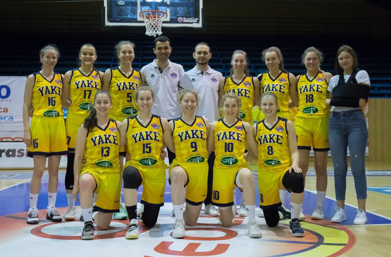 Juniorskými majsterkami sú hráčky Young Angels U19 Košice
