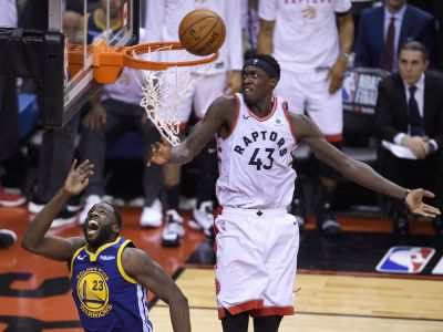 Do 15 nehral basketbal, mal sa stať kňazom, teraz rozhodol pre Toronto prvé finále NBA