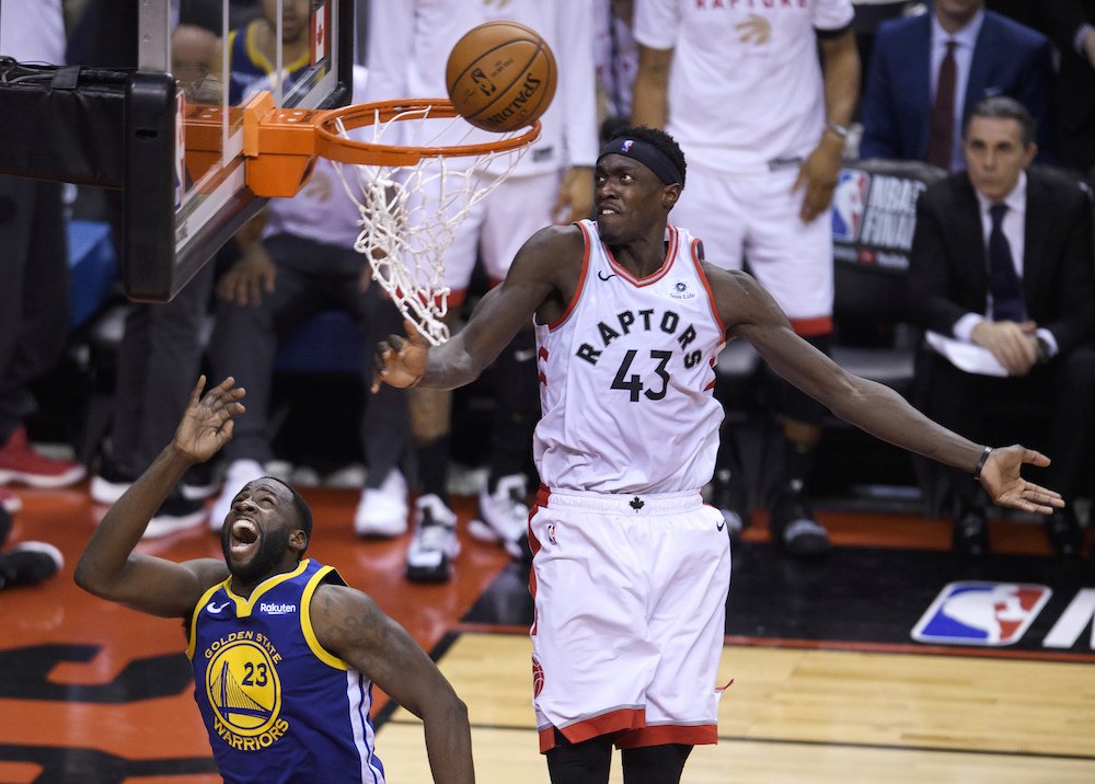 Do 15 nehral basketbal, mal sa stať kňazom, teraz rozhodol pre Toronto prvé finále NBA