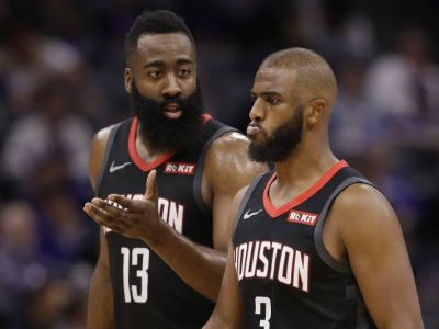Hádky u favoritov na titul v NBA? Harden s Paulom sa údajne nemôžu vystáť