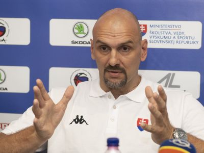 Kouč SR Tabak: Schopnosti hráčov sa odvíjajú od toho, kde pôsobia. Niektorí Slováci majú potenciál na Európu