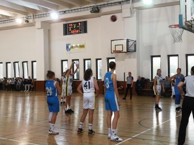 Staršie žiačky začali svoju súťaž, po dvoch kolách vedú na západe Trnavčanky a na východe Popradčanky