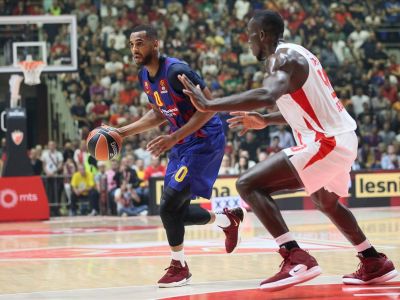 Za nemanželský sex ho vyhodili z tímu. Barcelona zostáva nezdolaná aj vďaka letnej posile