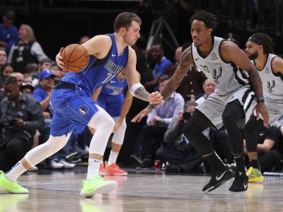 VIDEO: Parádny Dončič prepisoval historické tabuľky. Predviedol 40-bodový triple-double