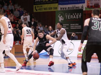Timeout: Nasadenie a pohyb na útočnej polovici. Tieto dva faktory doviedli Handlovú k víťazstvu