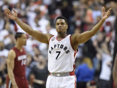 VIDEO: Lowry trafil neuveriteľnú strelu, Dončič žiaril spoza trojkového oblúka