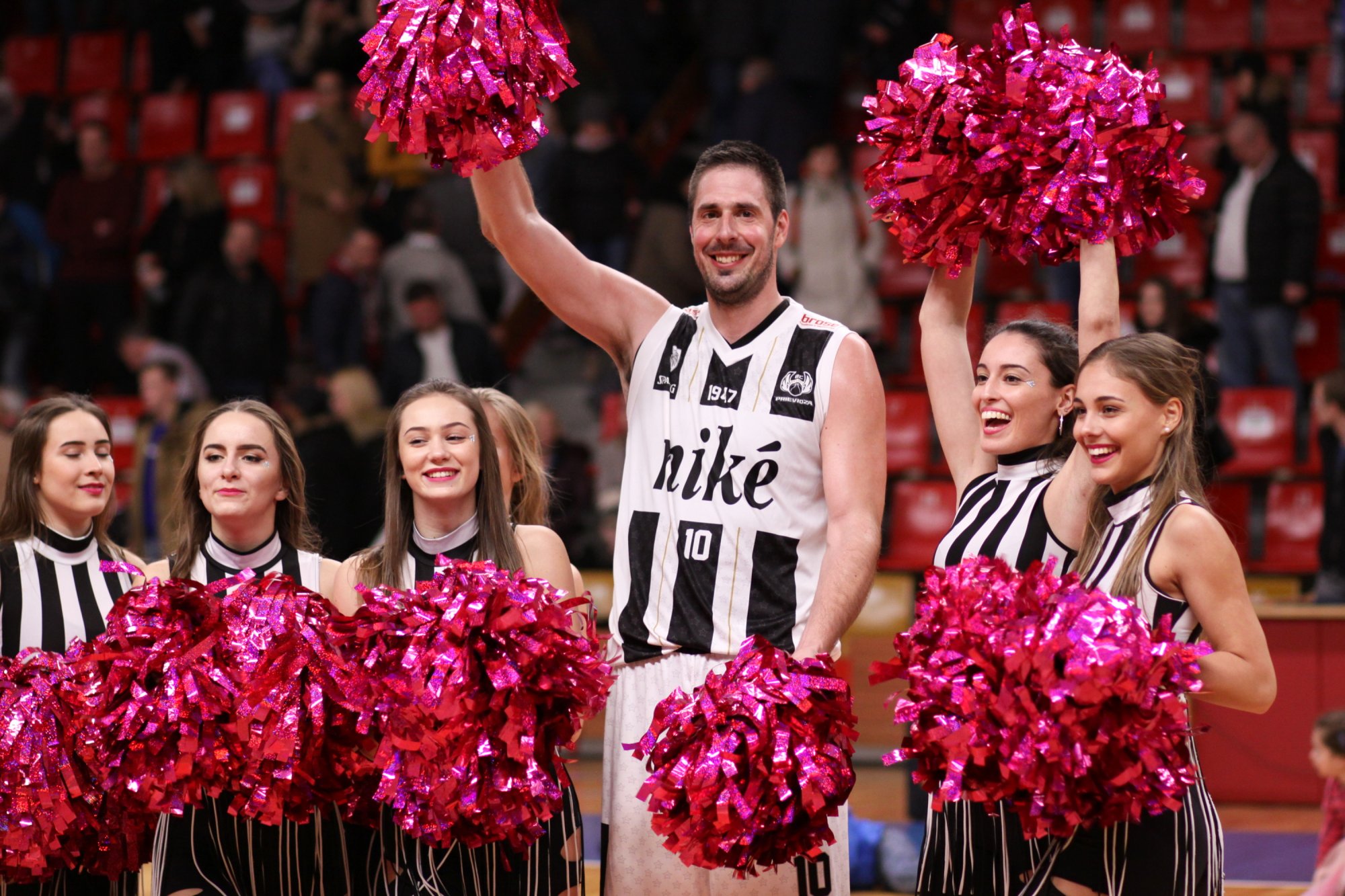 Príďte na Final Four, bude to skvelá šou, pozývajú Prievidžania fanúšikov