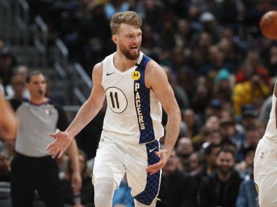 Dvakrát ho vymenili, teraz syn legendárneho Sabonisa hviezdi v NBA