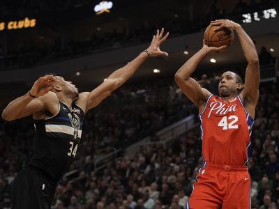 VIDEO: Bucks pokračujú v spanilej jazde, Pelicans sa prebúdzajú aj vďaka Williamsonovi