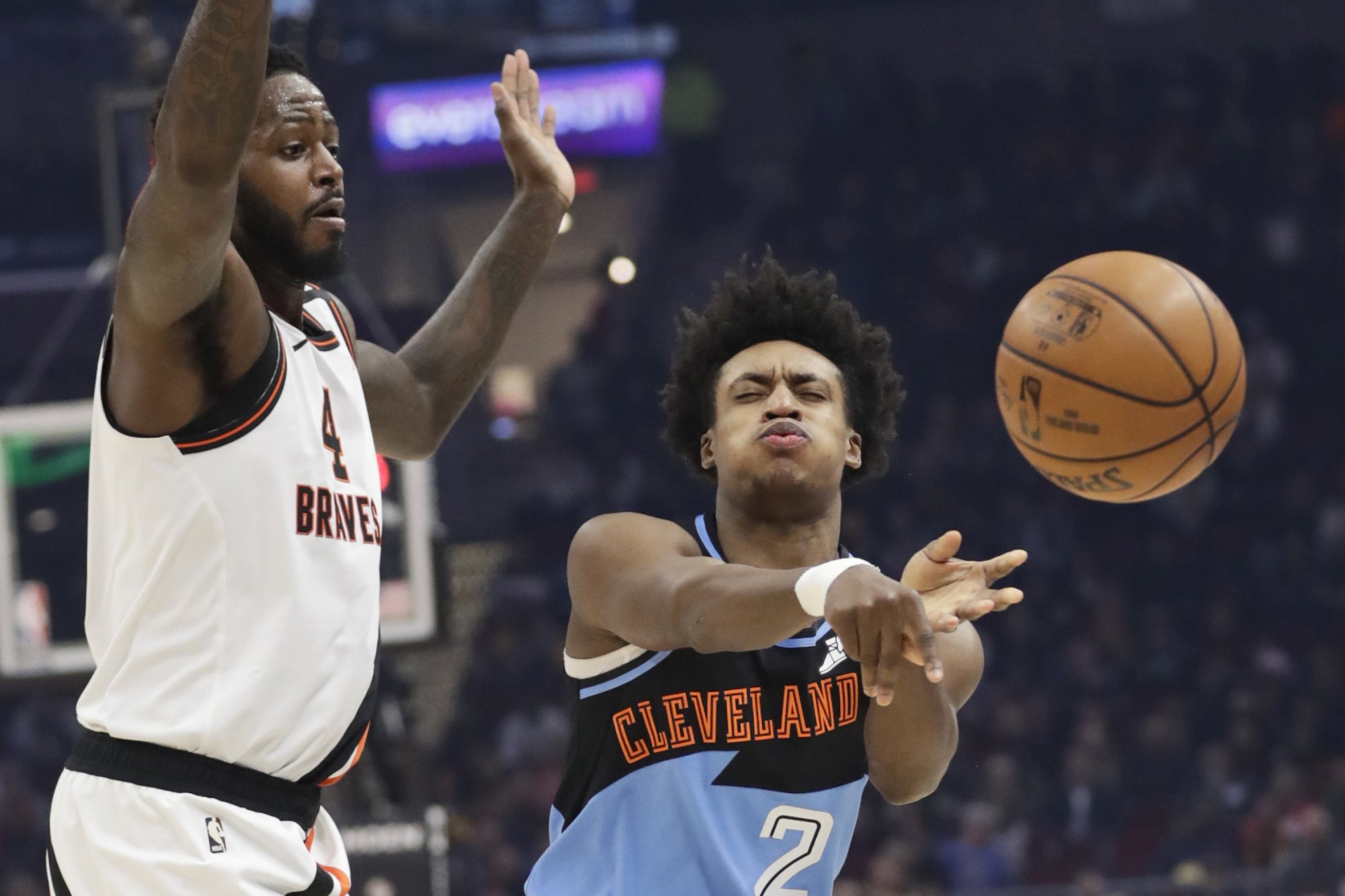 VIDEO: Aj bez Leonarda. Clippers vyhrali v Clevelande, pripravili historický debakel
