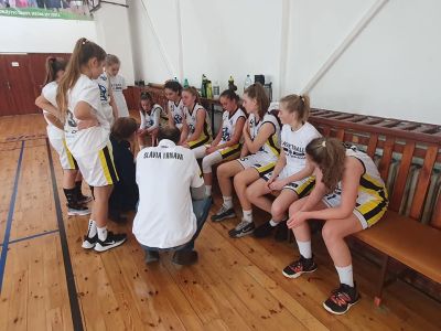 Trnava a CBK Košice na čele 1. ligy starších žiačok