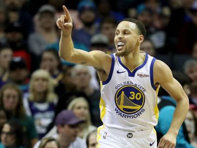 VIDEO: Noc plná prekvapení, play-off NBA začalo nečakanými výsledkami