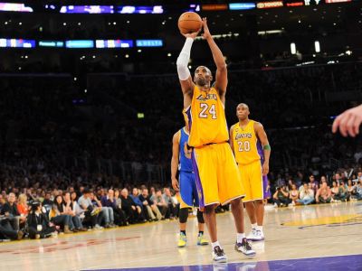 Deň, kedy Lakers vstali z mŕtvych a Kobe zariadil šialený obrat