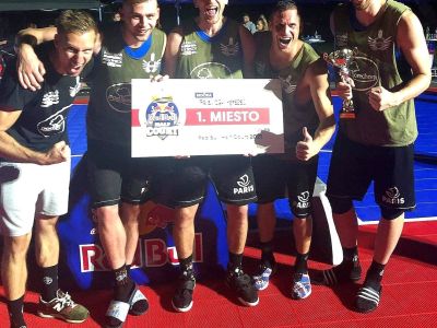 Tím okolo Bilíka a Mokráňa zatiaľ ovláda české 3×3