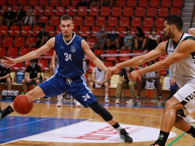 Príprava vrcholí. Komárno trápilo Handlovú, Prievidza si poradila s Nitrou