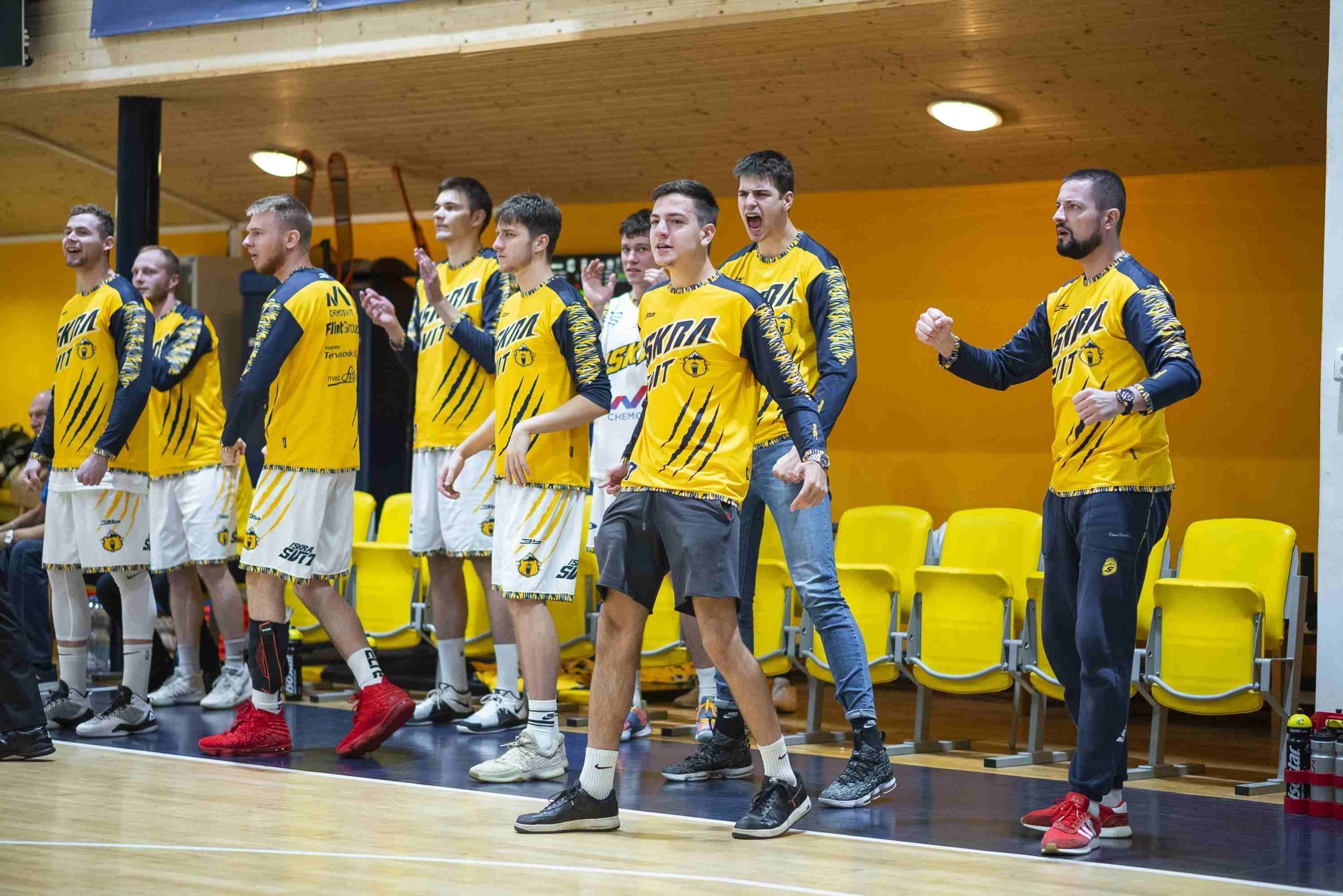 SBL čaká ďalšia zmena programu. Koronu hlási aj Svit