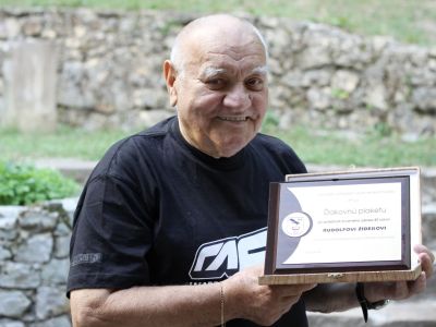Zomrel dlhoročný basketbalový rozhodca Rudolf Žídek