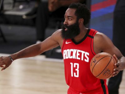 Harden mlčí o možnej výmene z Houstonu