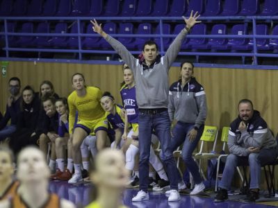 Dvorščák sa teší na klasické Vianoce, Dulovičová opustí internát duchov