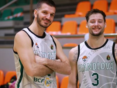 VIDEO: Spišiaci dostali príučku v Handlovej, inkasovali takmer 90 bodov