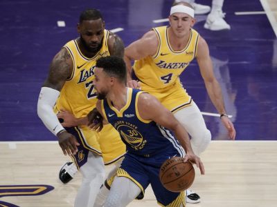 VIDEO: Golden State prekvapilo prvé Lakers, Brooklyn pretlačil Milwaukee