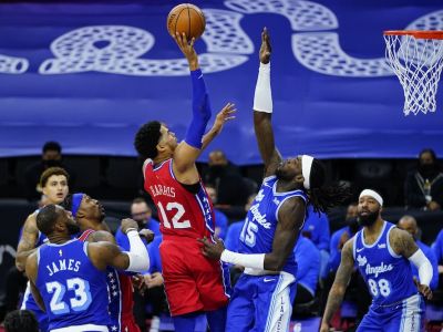 VIDEO: Philadelphia pretlačila v súboji najlepších Lakers, na prvé miesto Utah