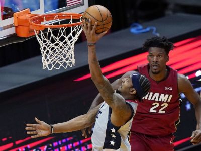 VIDEO: Dončičov Dallas konečne vyhral, finalisti z Miami sa prepadajú