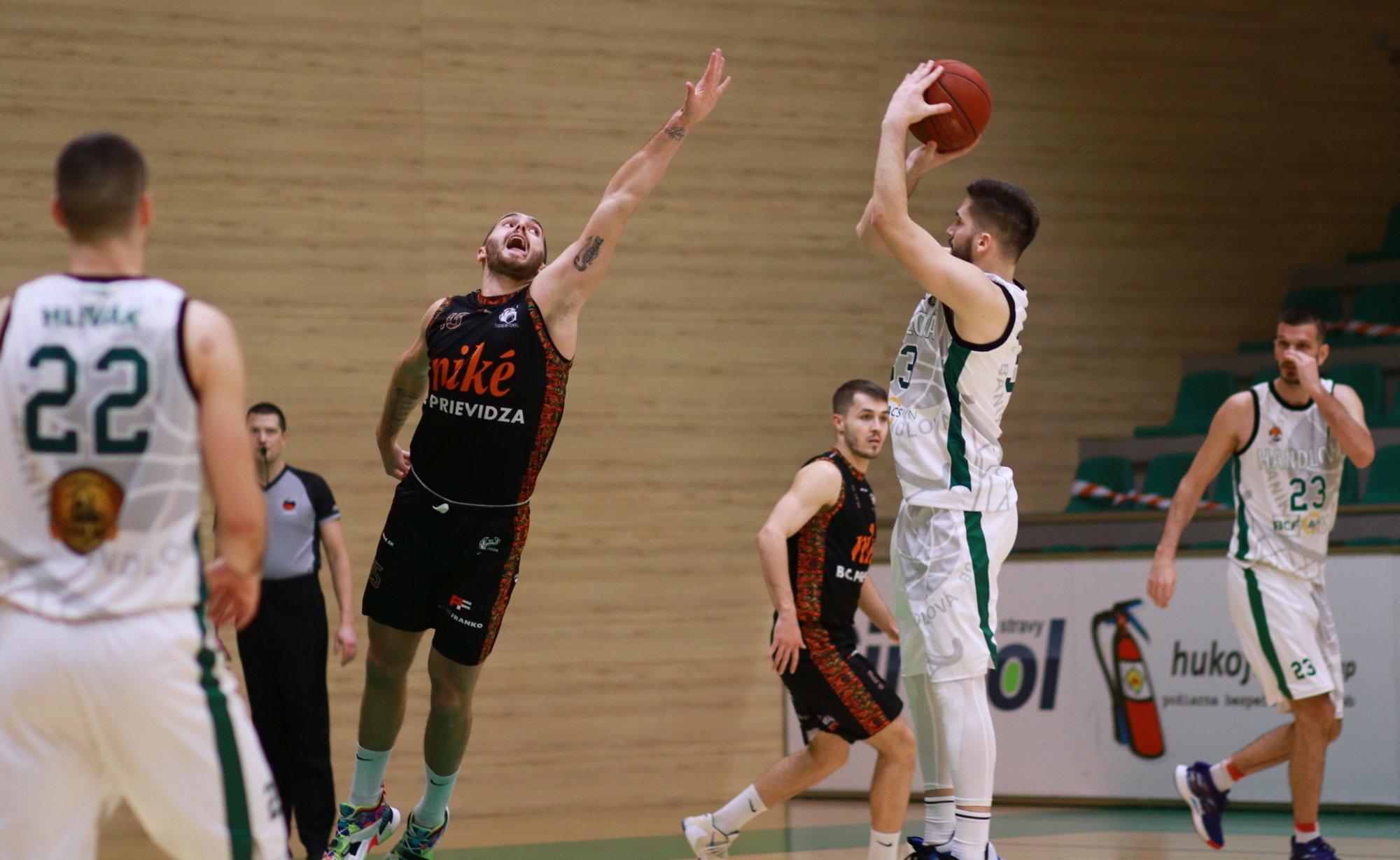 Banícke derby s extra nábojom, hrá sa aj o pohárové Final Four. Dôležitý zápas, znie z oboch klubov