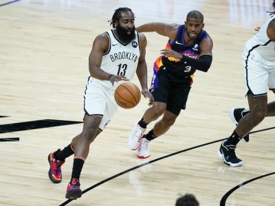 VIDEO: Historická noc v NBA, triple-double zaznamenali až piati hráči