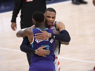 VIDEO: Westbrook predviedol úžasný smeč, Clippers prehrali s outsiderom