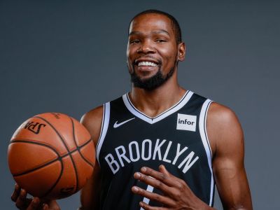 Brooklyn hlási návrat najväčšej hviezdy