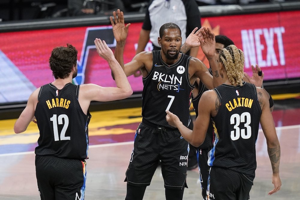 VIDEO: Durant sa vrátil a Brooklyn nedal šancu tímu Ziona Williamsona