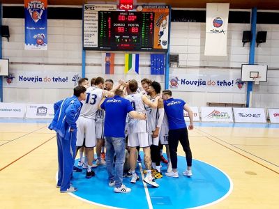 Rytieri dostali polčasovú päťdesiatbodovú facku, dominantným Ihringom dokonali parádny obrat