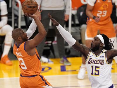 NBA play-off: Lakers stratili Davisa a prehrali doma so Suns, Clippers znova uspeli v Dallase