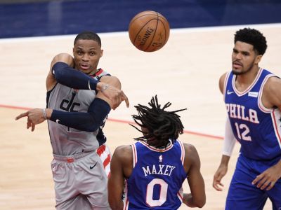 NBA play-off: Westbrook napriek zraneniu odohral famózny zápas a odvrátil koniec