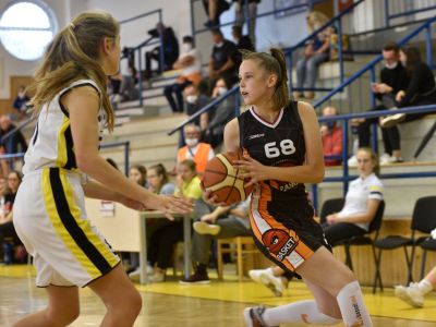Taušová vystrieľala Popradu semifinále, Trnava a Young Angels pokorili stovku