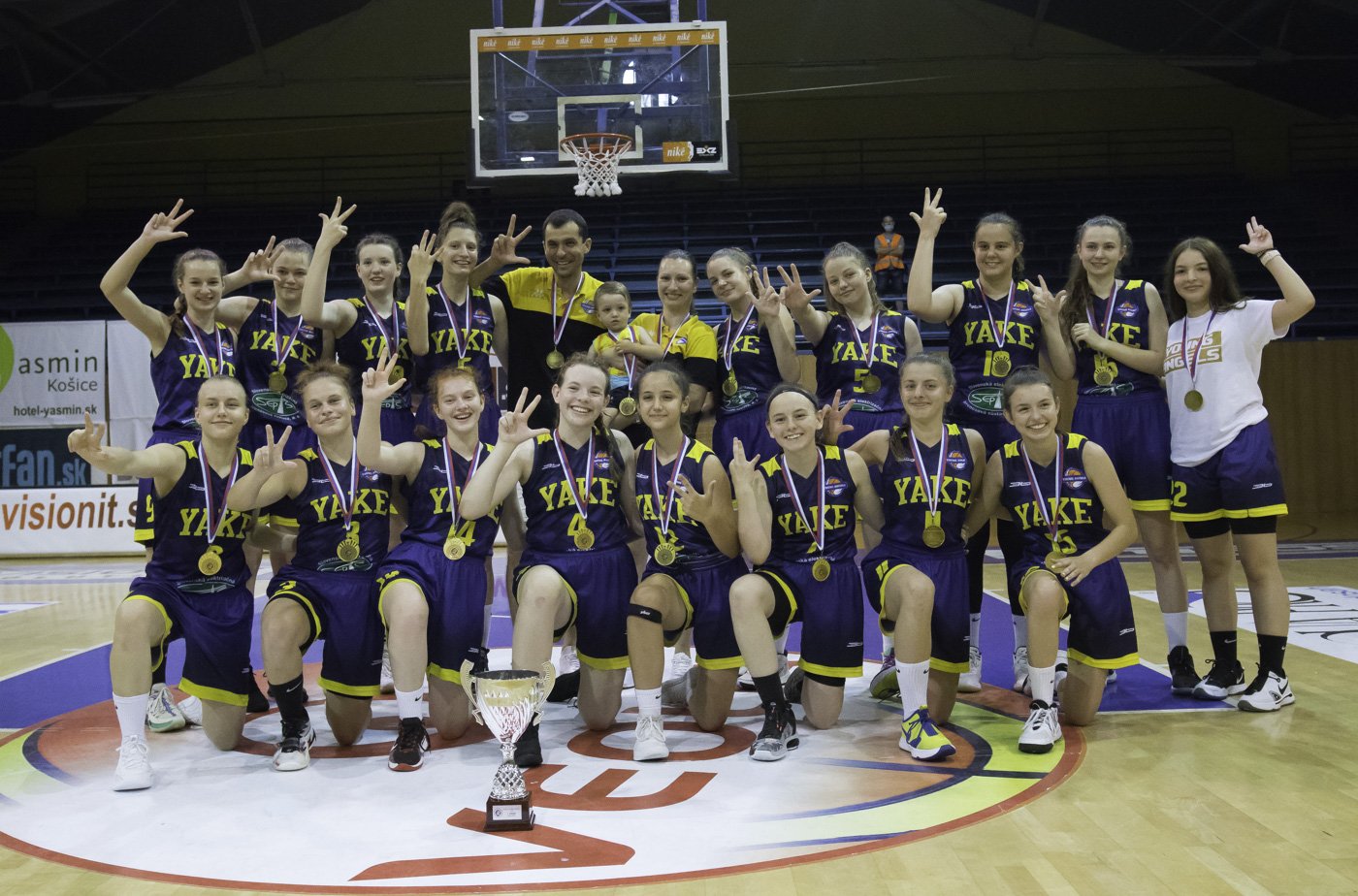 Majstrom Slovenska v kategórii Starších žiačok sú basketbalistky Young Angels