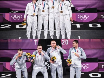 Lotyši a Američanky oslavujú historické zlato na olympiáde v 3×3 basketbale